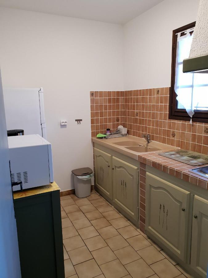 Residence Lou Cigaloun - Ana Location Greoux-les-Bains Bagian luar foto