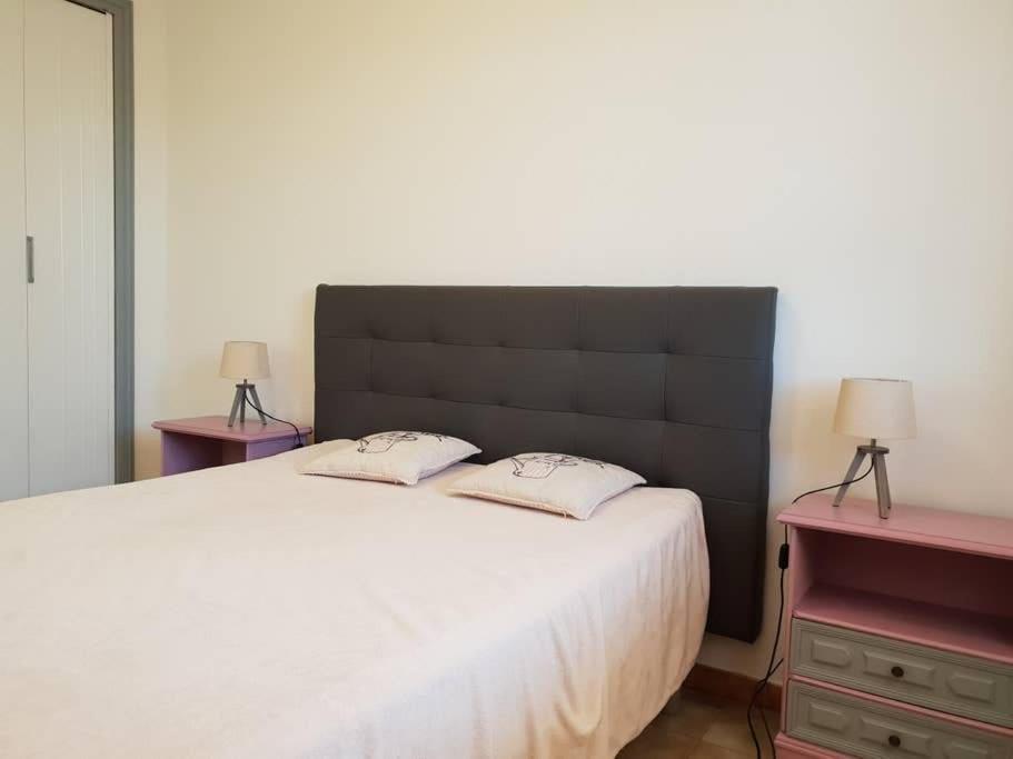 Residence Lou Cigaloun - Ana Location Greoux-les-Bains Bagian luar foto
